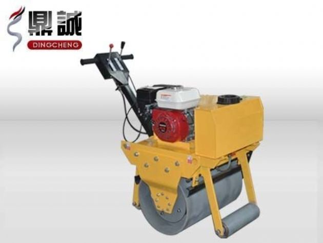 點(diǎn)擊查看詳細(xì)信息<br>標(biāo)題：輕型手扶式單鋼輪壓路機(jī) 閱讀次數(shù)：12659