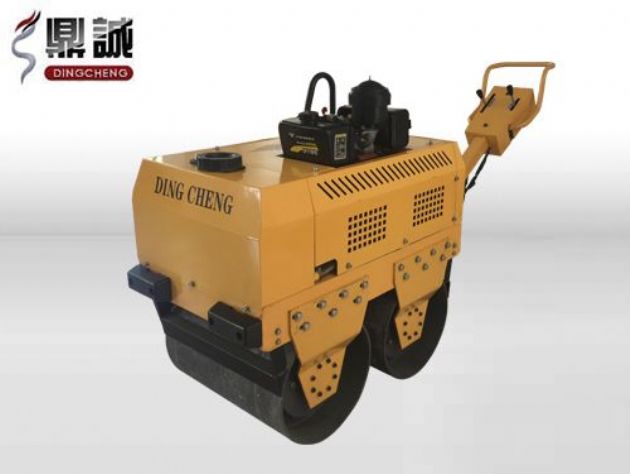 點(diǎn)擊查看詳細(xì)信息<br>標(biāo)題：DC-30C高配手扶式壓路機(jī) 閱讀次數(shù)：12611