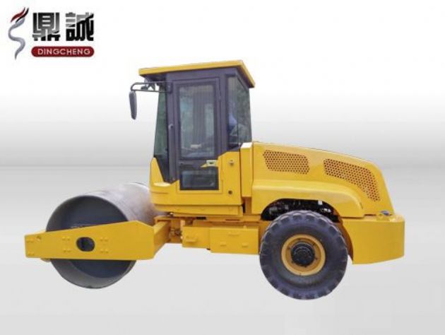 點(diǎn)擊查看詳細(xì)信息<br>標(biāo)題：6噸單鋼輪振動(dòng)壓路機(jī) 閱讀次數(shù)：13254
