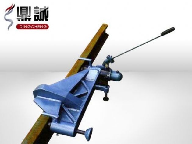 點擊查看詳細信息<br>標題：水平液壓彎軌機 閱讀次數：4756