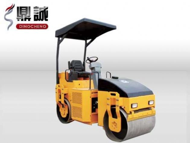 點(diǎn)擊查看詳細(xì)信息<br>標(biāo)題：3噸全液壓雙鋼輪壓路機(jī) 閱讀次數(shù)：13316