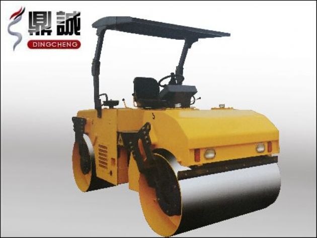 點(diǎn)擊查看詳細(xì)信息<br>標(biāo)題：6噸雙鋼輪振動(dòng)壓路機(jī) 閱讀次數(shù)：13060